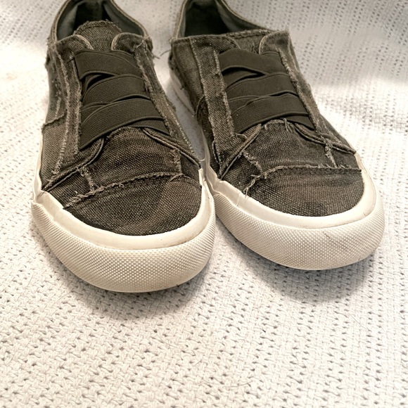 Blowfish Marley Slip-on Sneakers - Picture 8 of 9